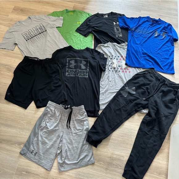 Under armor size Small bundle. 9 items Pants, shorts, tees - Picture 1 of 6